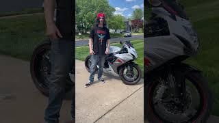 How To Clutchless Shift A Motorcycle