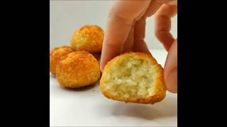 Coconut Keto biscuits are sugar-free, lactose-free and gluten-free