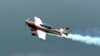 Extra EA300L - D-EZOZ - Uwe Wendt @ Airshow Gelnhausen, Flugplatz Kerb 2015