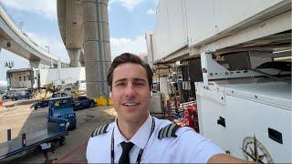 Inside a Pilot’s Workday | 9-5 Flying Routine