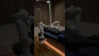 Aescape Robot massage #spa #nyc #thingstodoinnyc #contentcreator #massage #robot #cool #irobot
