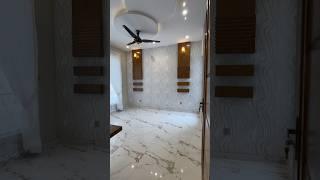 پسند آئیگا آپ کو یہ بیڈروم 10 Marla House Facing Park Bahria Town Lahore