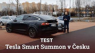 Vyzkoušeli jsme režim Tesla Smart Summon v Česku. Jak funguje?