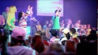 Super Strong God (Kids Worship Live)