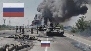 10 Minutes Ago! An ambush occurs, the M1A2 ABRAMS tank destroys a row of Russian T-90M tanks | in Do