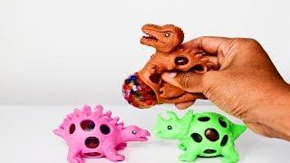 LEARN COLORS WITH SQUISHY DINOSAURS Big Mesh Balls Esta Muy Blando El Dinosaurio Juguete