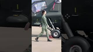 女飞行员风采#徐枫灿#PLA#zhuhai#army