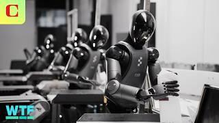 Humanoid Robots Working Together Running the Same AI