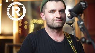 Lower Than Atlantis - English Kids In America (Rock Sound Studio Acoustic)