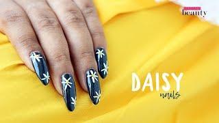 DIY Daisy Nails
