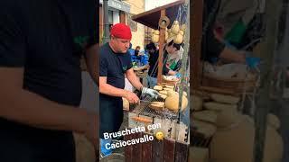 Sunday in Italy - Bruschetta con caciocavallo 