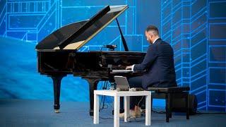 Bitanem - Live @ Future Innovation Summit - Leonardo the Space Pianist