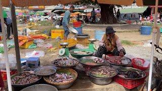 Phsar Kampong Speu , Cambodia