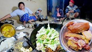 Village pork veg curry and rice || Bhumi sarmila with children in the village @bhumicooking