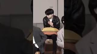 Sunghoon reading a “strange” fan question and hiding it