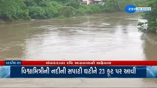 Respite for residents of Vadodara as water level of Vishwamitri river reduces gradually