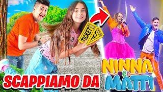 GIADA SCAPPA DI CASA CON FRATELLO RIKY PER ANDARE AL NUOVO SPETTACOLO DI NINNA E MATTI!