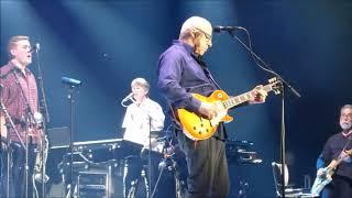 Money for Nothing - Mark Knopfler (Barcelona SBD 2019-04-25)