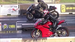 Ducati 1299 Panigale vs Suzuki Hayabusa 1/4 Mile Drag Races