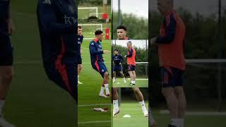 𝐁𝐑𝐄𝐀𝐊𝐈𝐍𝐆: Jadon Sancho’s 𝐛𝐚𝐜𝐤 in training with Man United after meeting ten Hag!