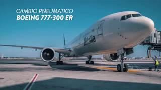 Alitalia - Cambio pneumatico Boeing 777-300 ER