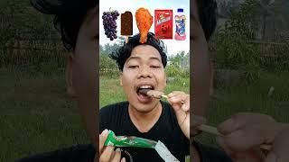 Makan emoji ayam goreng campur boncabe #viral #trending #food #trendingshorts #viralshortsvideo