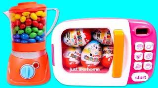 SORPRESAS de Huevos Kinder con el Microondas Mágico  Videos para niños