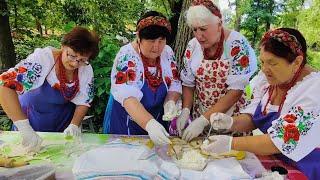 Вареники украинские  готовят настоящие хозяюшки под украинские песни.Рецепт Переяслав.