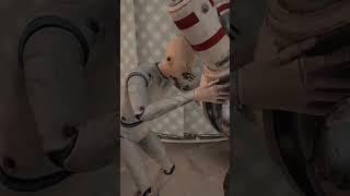 ВОВ-А6 «Лаборант» чинит жопу робота Atomic Heart / Атомих Харт / Вовчик #atomicheart #атомикхарт