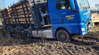 Off road capability comparison: MAN, Mercedes Benz Actros and Tatra at the limit.