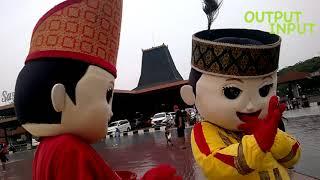 BADUT LUCU - LUCU - Taman Mini Indonesia Indah (TMII)