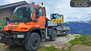 Baggertransport in den Bergen mit dem Unimog U400 6Zylinder Power