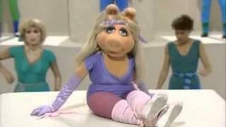 Miss Piggy Snackcercise