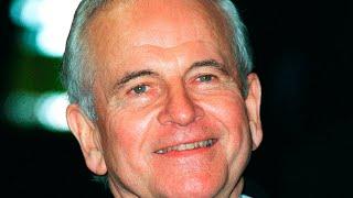 Sir Ian Holm dies aged 88