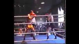 Muay Thai Boxing KO's Simon Chu