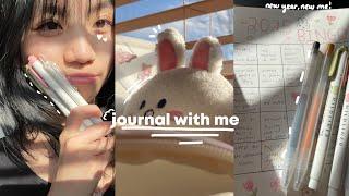 journal with me  : minimal and aesthetic, asmr writing sounds, and new year goals!