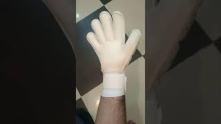 Professional Goal keeper Gloves with latex back hand.