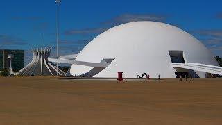 Walking in Brasilia ( Brasil)