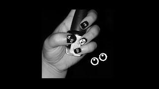 DIY Spooky Nail Art || Using only a dotting tool and spooky effect!!! || check this out!!