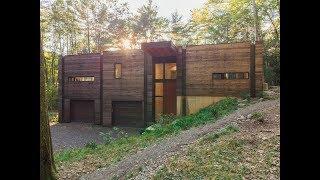 A Couple’s Scenic Getaway in New York’s Hudson Valley