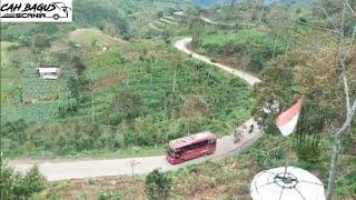 satu 1nya BUS pemberani ke Pelosok Garut Toblong_jln sempit berkelok`Mulya sari