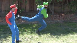 Mario vs Luigi Fight