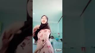 ya ampunnn ukhty, goyang nyaaaa