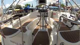 Hunter Cruiser 38 toured at Annapolis Spring Show 2012 by ABKvideo