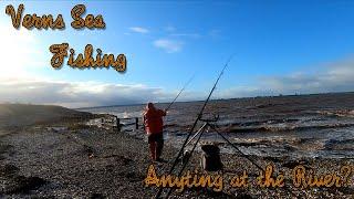 VERNS SEA FISHING | FROM THE BANKS OF THE RIVER HUMBER IN WINDY CONDITIONS SALT WATER FISHING UK