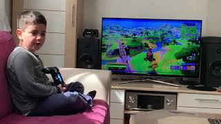 Zeko Baba Fortnite Oynuyor