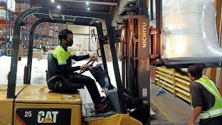 How to operate a forklift