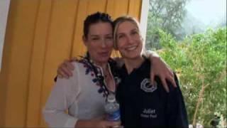 Elizabeth Mitchell and Evangeline Lilly