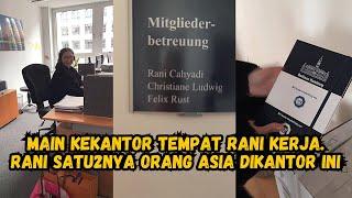  LIVE BUNDA CORLA HARI INI MAIN KEKANTOR TEMPAT RANI KERJA. RANI SATU2NYA ORANG ASIA DIKANTOR INI