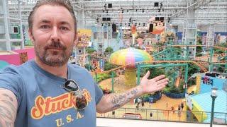 Mall Of America is INSANE - Largest In United States With Indoor Theme Park / Log Ride & Pastamania